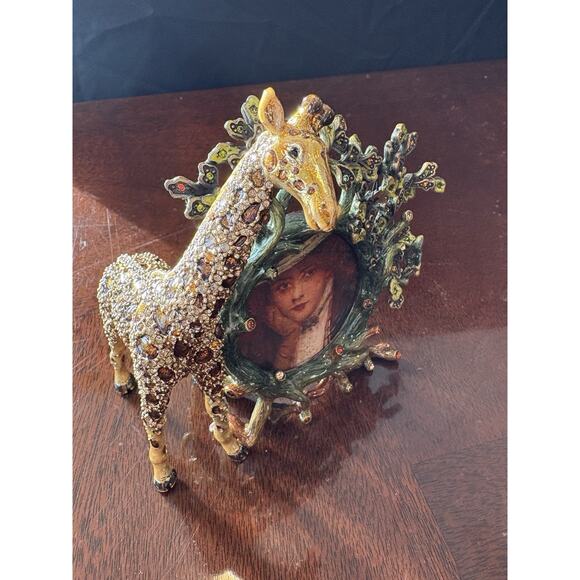 Jay Strongwater Giraffe Round Picture Frame Jungle Collection safari Crystals - Picture 2 of 8